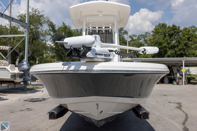 Used 2015 Robalo Power Boat for sale